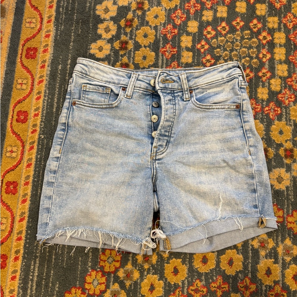 Old Navy Light Wash O.G. Straight Jean Short
